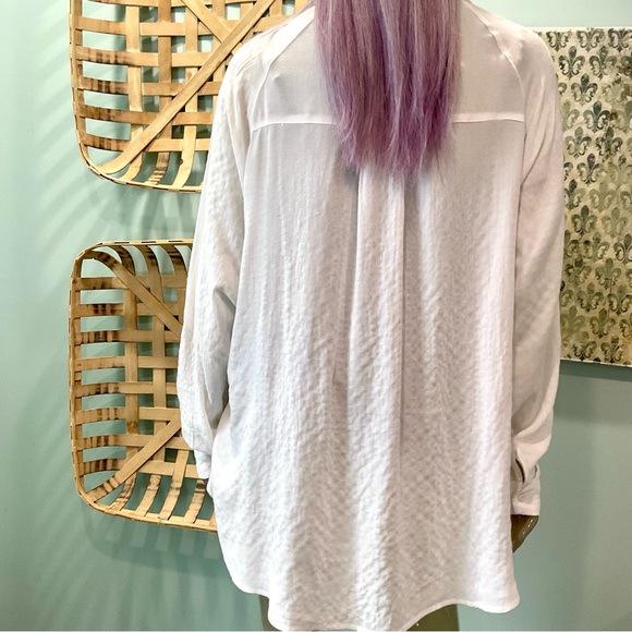 Jane and Delancey White Button Down Shirt - Picture 6 of 6